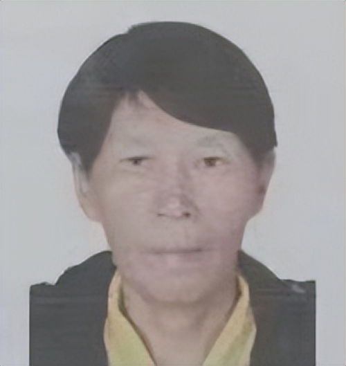 杨妞花得知余华英被执行死刑落泪