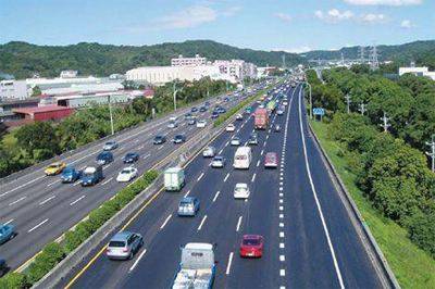 轻型汽车高速收费多少 轻型汽车高速收费多少