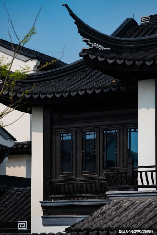 宜昌汽车贴膜车衣多少钱(宜昌汽车贴膜车衣价格解析)